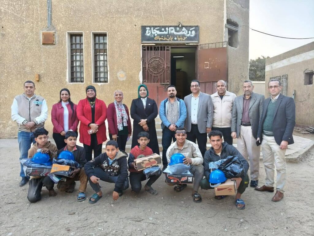 جمعية شباب الخير تسلّم أدوات السلامة المهنية للأطفال المعرضين للخطر